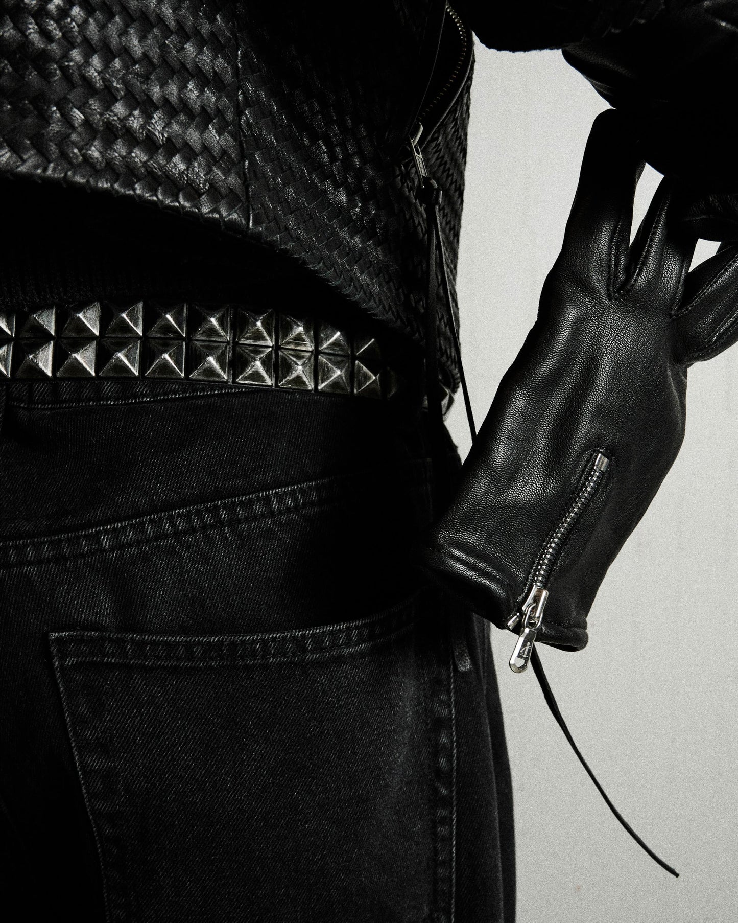 'Paw' Leather Gloves