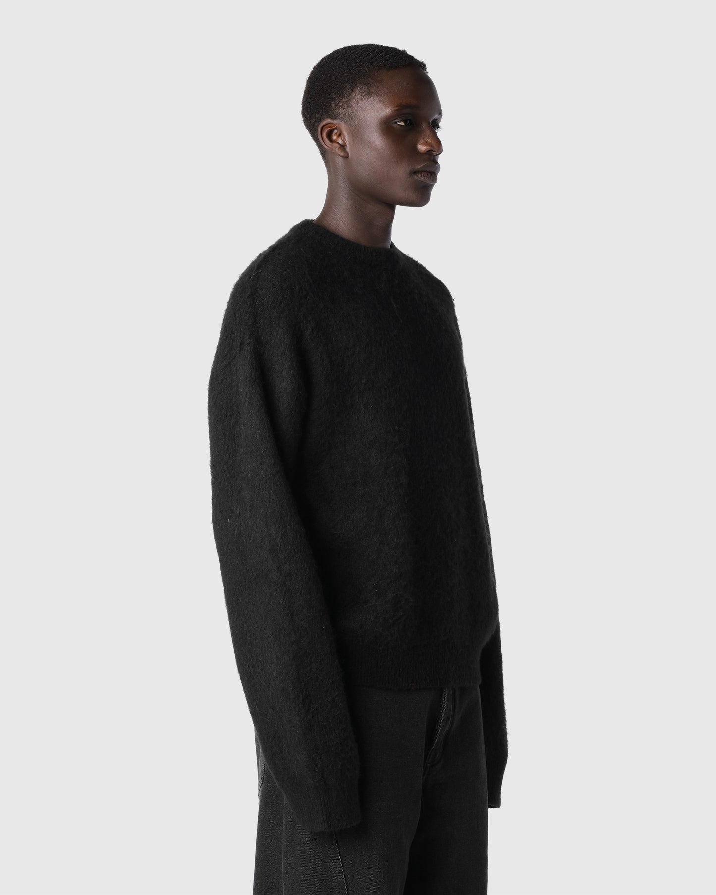 'OSWALD' INK MOHAIR SWEATER