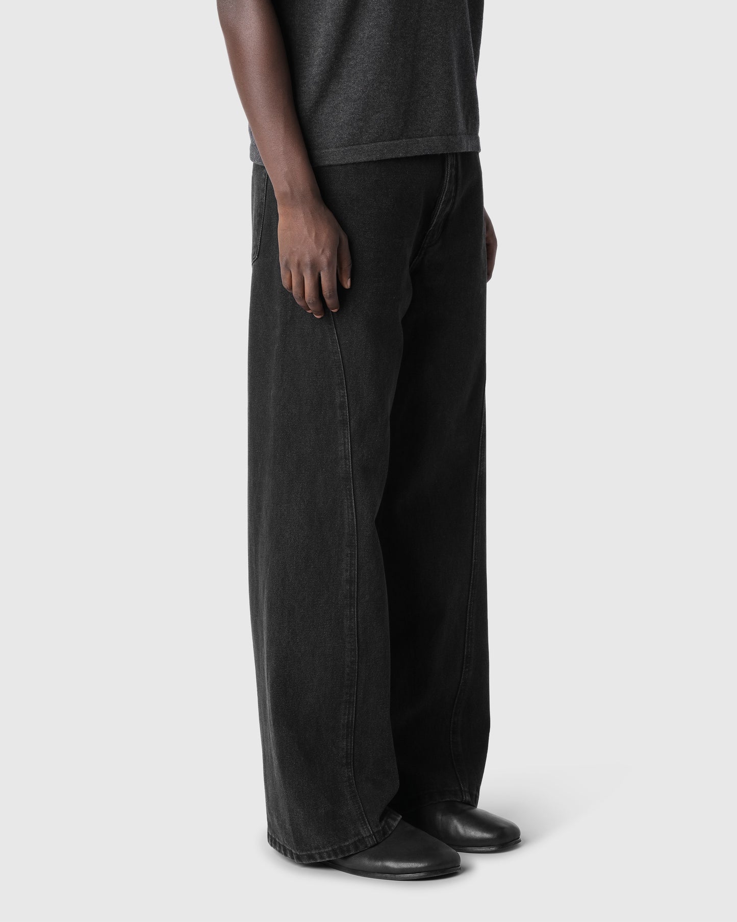 'EDGAR' INK TWISTED SEAM JEANS