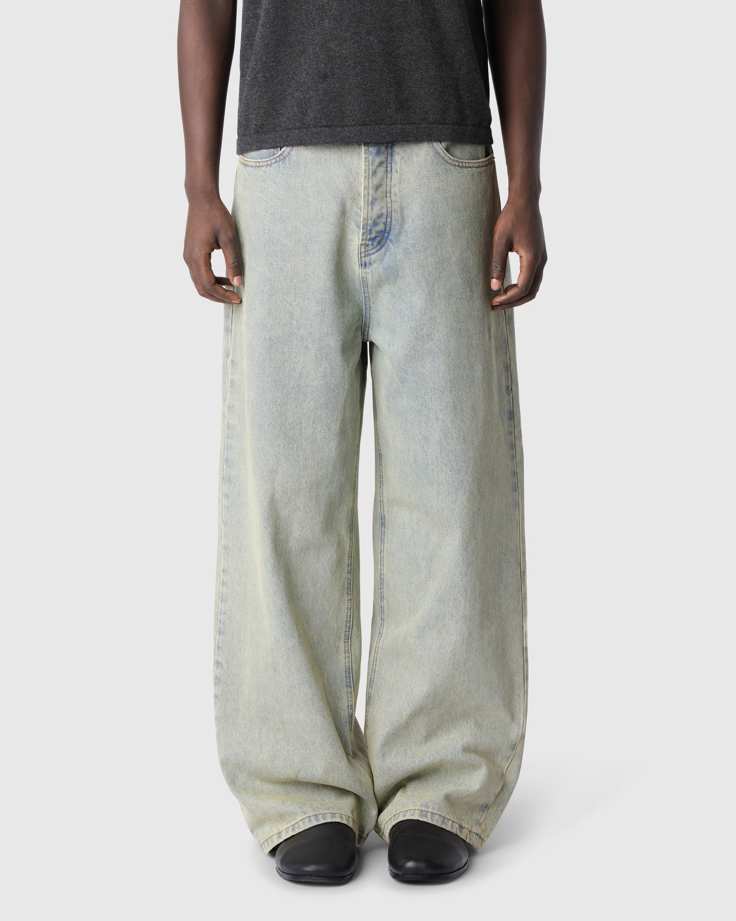 ‘DARIUS’ POOL BLUE BAGGY JEANS
