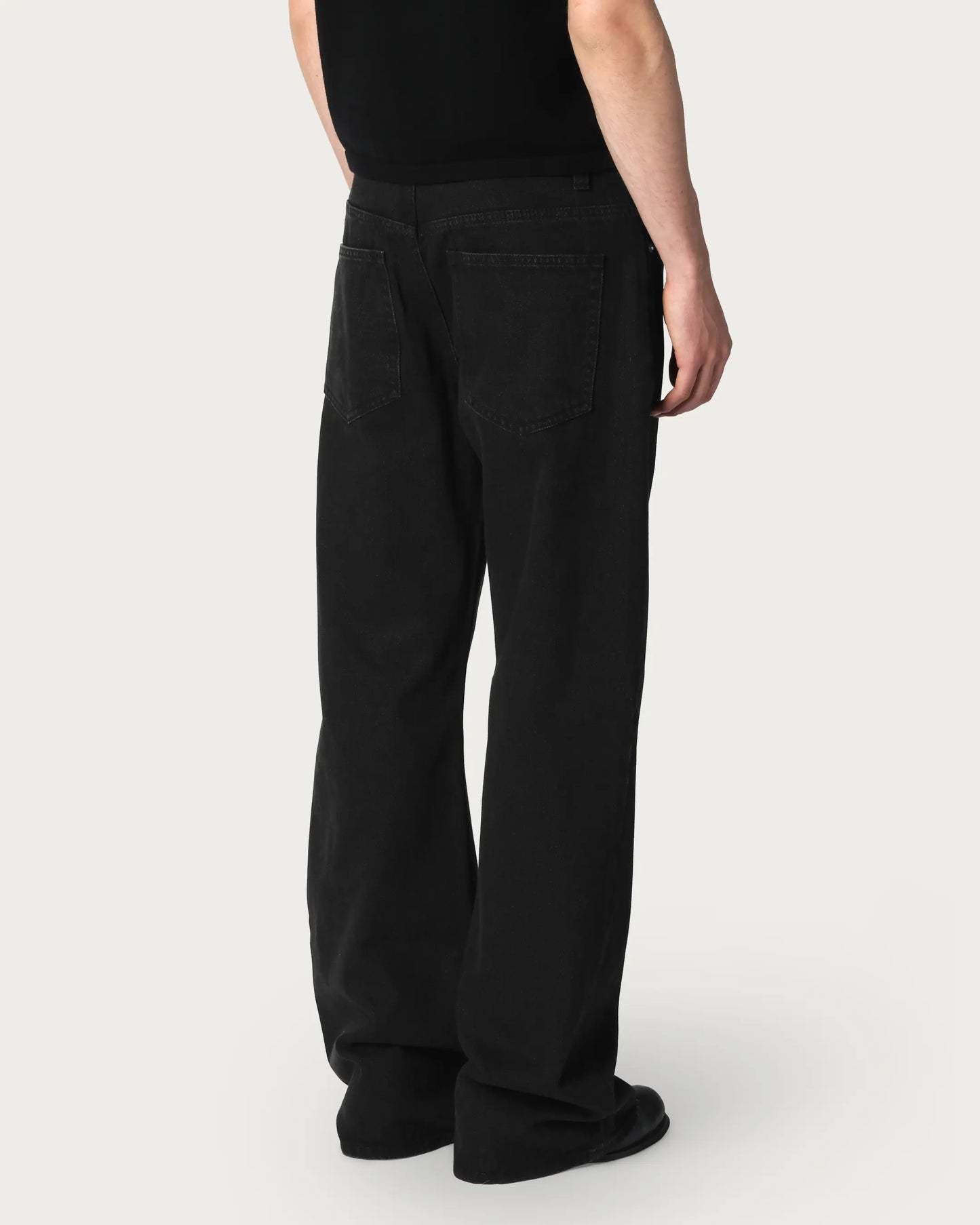 ‘COMOE’ INK BOOTCUT JEANS