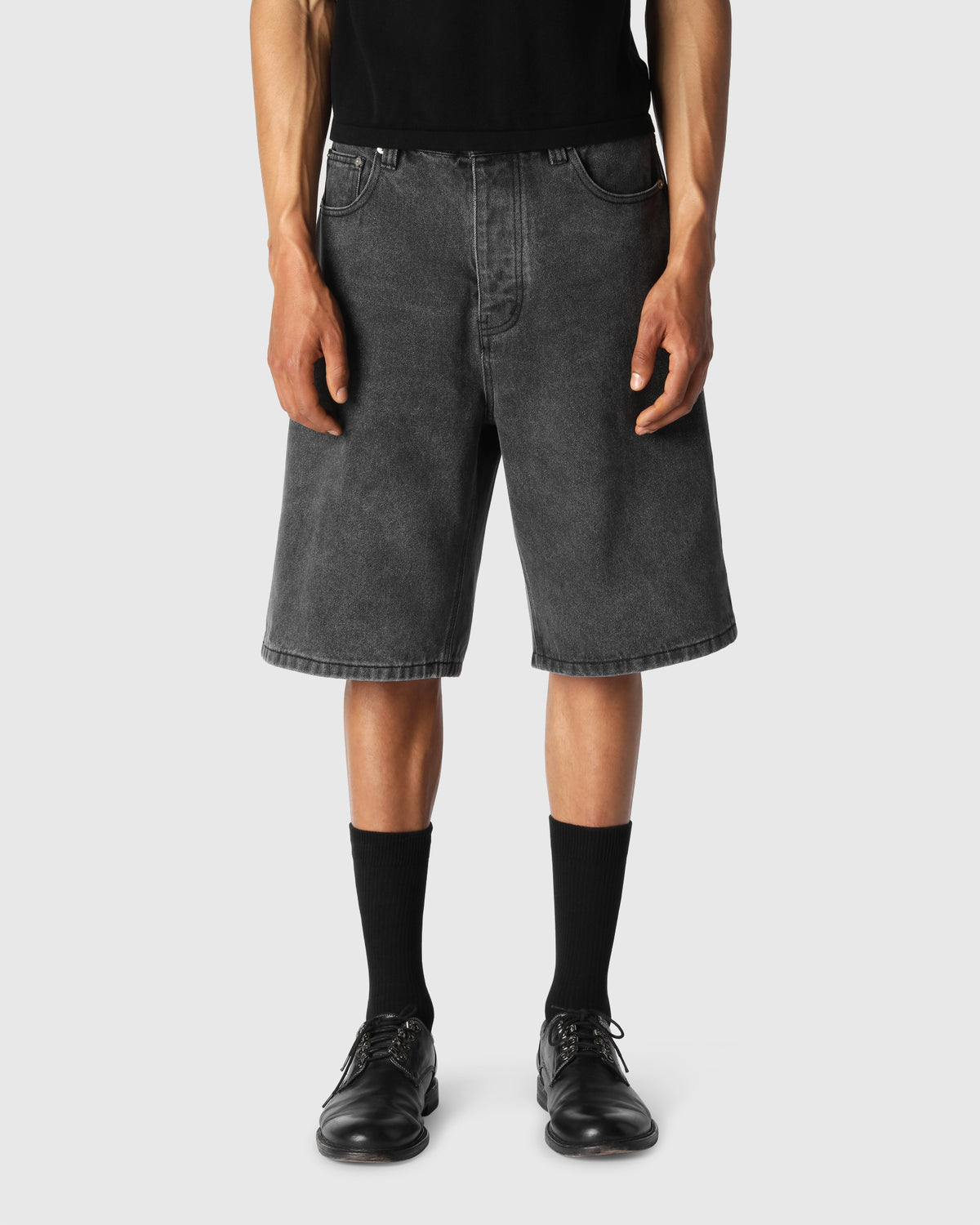 'DARIUS' ASH BAGGY SHORTS